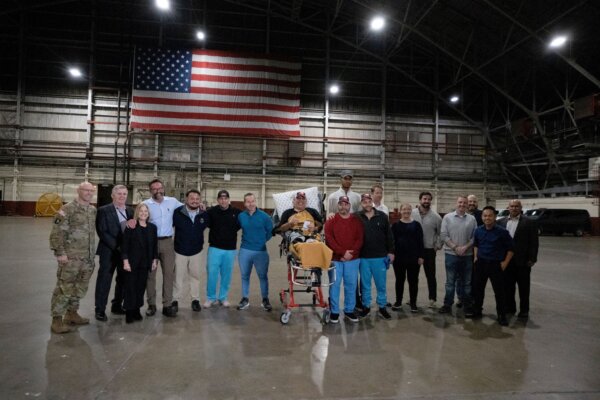 id5551025-americans-freed-.jpg