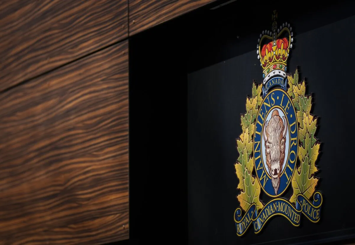 The RCMP logo is seen in Surrey, B.C., on Mar. 16, 2023. (The Canadian Press/Darryl Dyck)