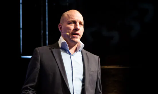 EXCLUSIVE: Tech CEO Warns the Internet Could Go ‘Dark’ in the Next Few Years