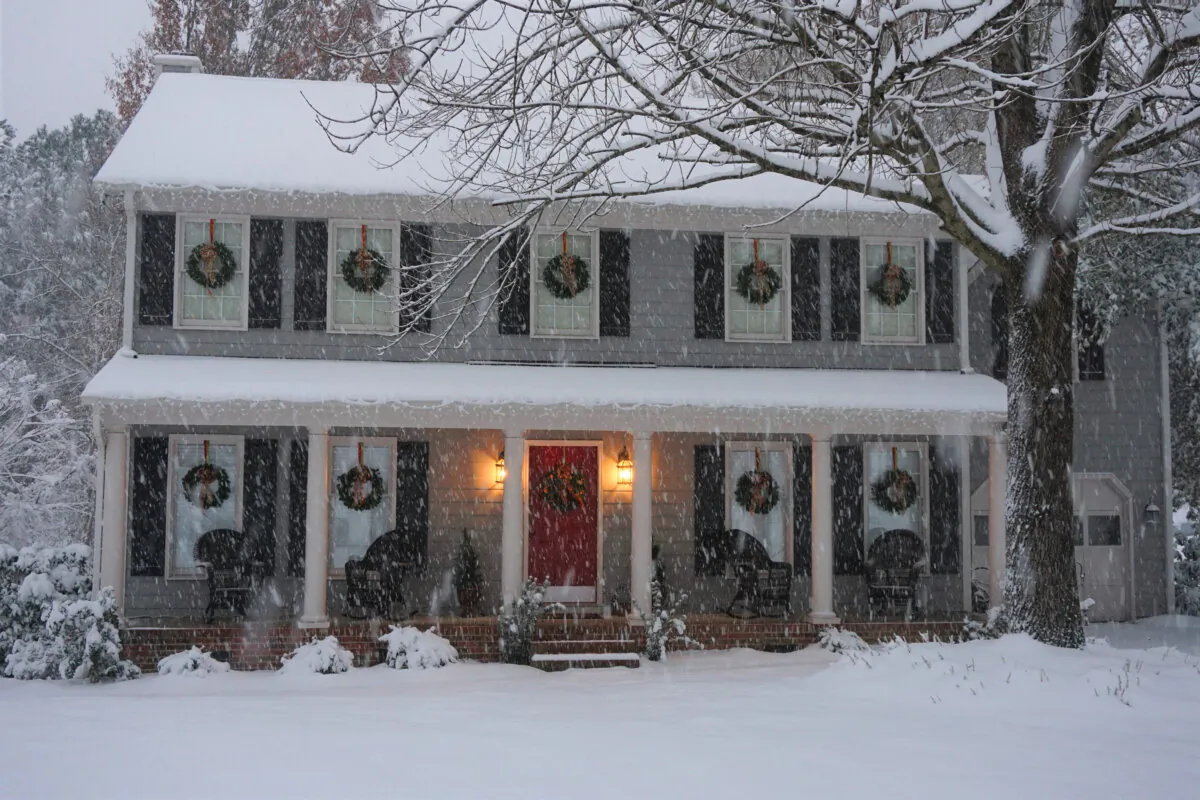 No matter the season, a front door makeover can change the look of your house in a hurry. Your front door is one of the first things people notice and the first part of your house they move through. 
(Paul Hamilton/Dreamstime/TNS)