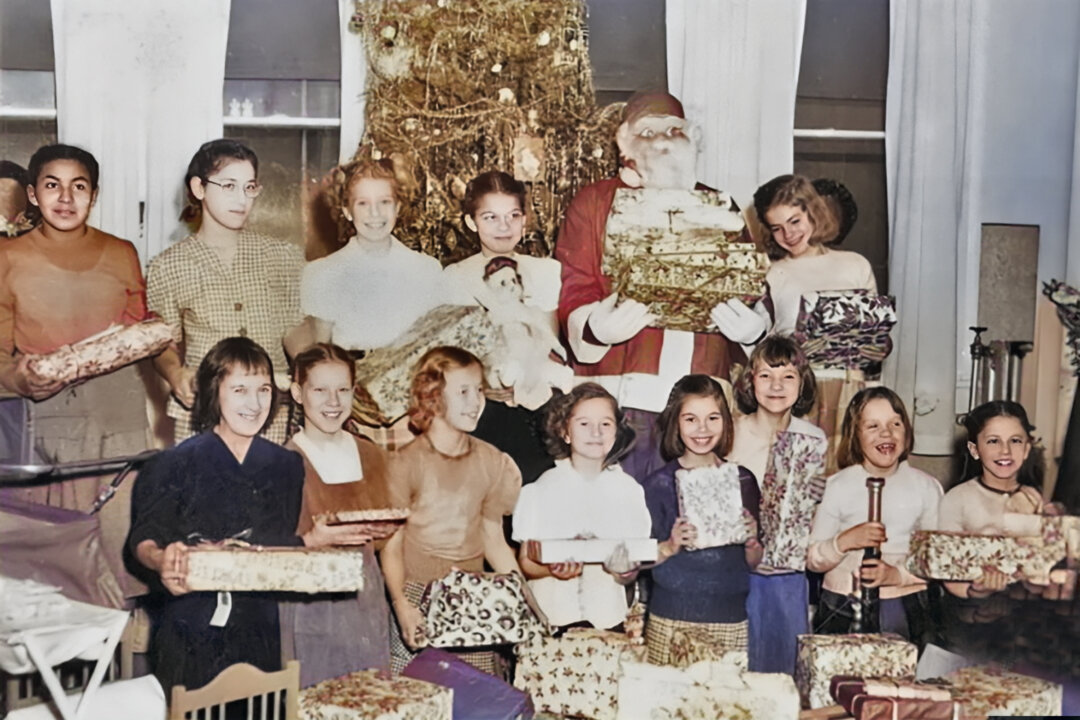 Holiday Spending in the 1950s Versus Crushing Debt and Consumerism