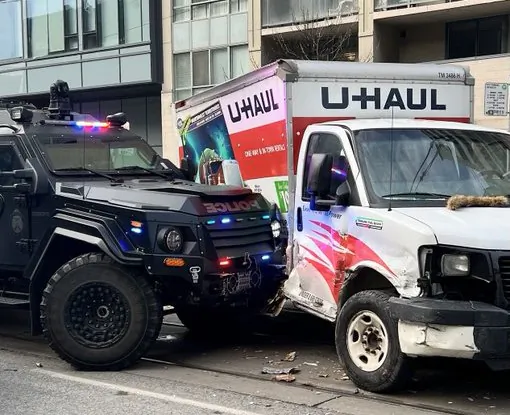 Man Jumps Out of Moving U-Haul to Escape Kidnapper: Toronto Police
