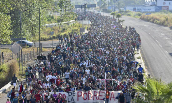 Thousands Join Migrant Caravan in Mexico Ahead of Blinken’s Visit