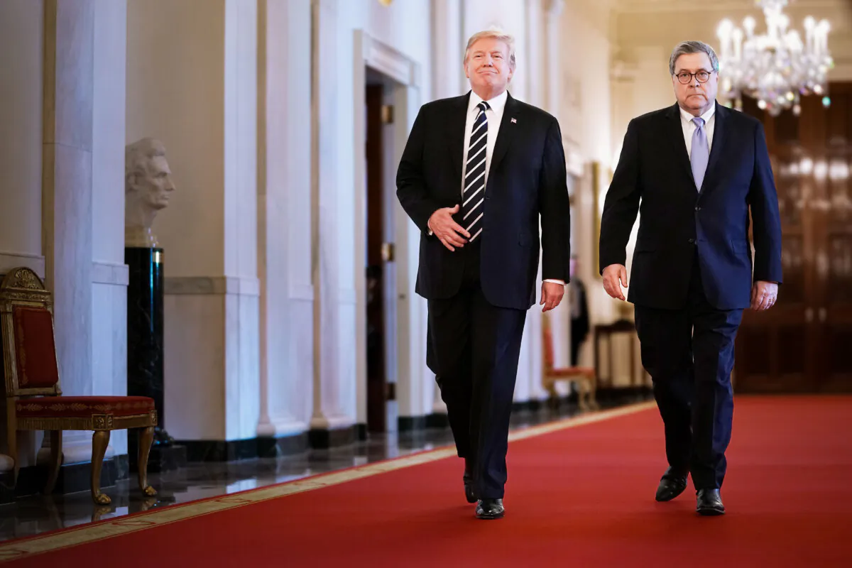President Donald Trump (L) and Attorney General William Barr at the White House on May 22, 2019. (Chip Somodevilla/Getty Images)