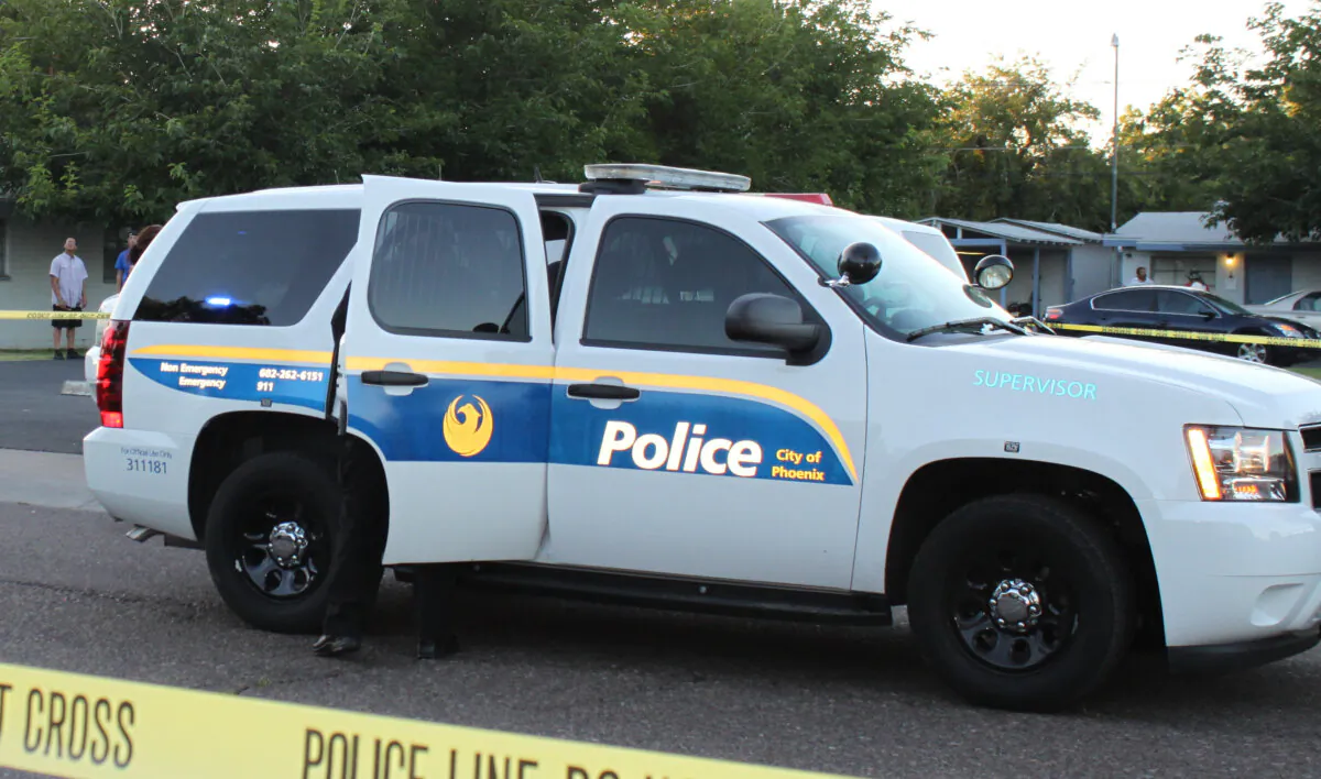 A police car in Phoenix, Ariz., in a file photo. (Rebekah Zemansky/Shutterstock)