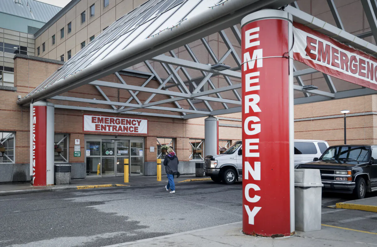The entrance to the emergency department at Peter Lougheed hospital is pictured in Calgary on Aug. 22, 2023. (The Canadian Press/Jeff McIntosh)