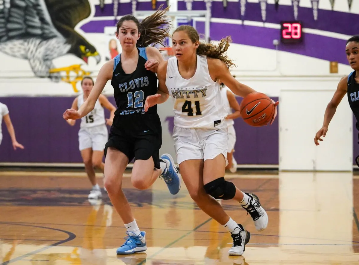 Girls' basketball team Clovis North plays against Archbishop Mitty High School at the annual West Coast Jamboree tournament in Pleasant Hill, Calif., on Dec. 27, 2019. (Courtesy of Clay Kallam)