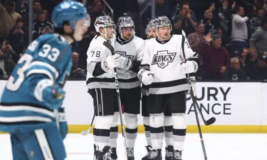 Adrian Kempe Tallies Twice as Kings Crush Sharks 5–1