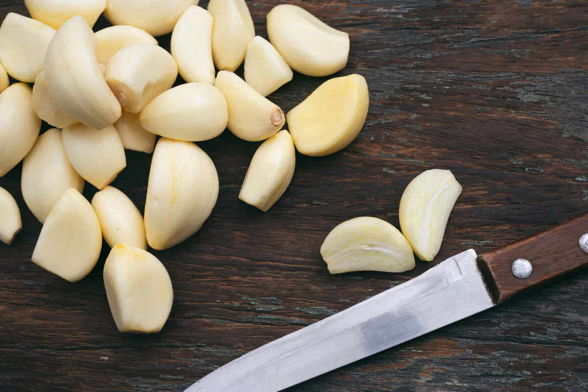 40 cloves of garlic are used in a classic Provençal chicken dish. (Kasarp Techawongtham/Dreamstime/TNS)