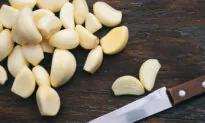 Classic French Chicken Dish Embraces Garlic—40 Cloves of It