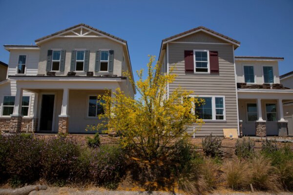 id5555183-homes.jpg