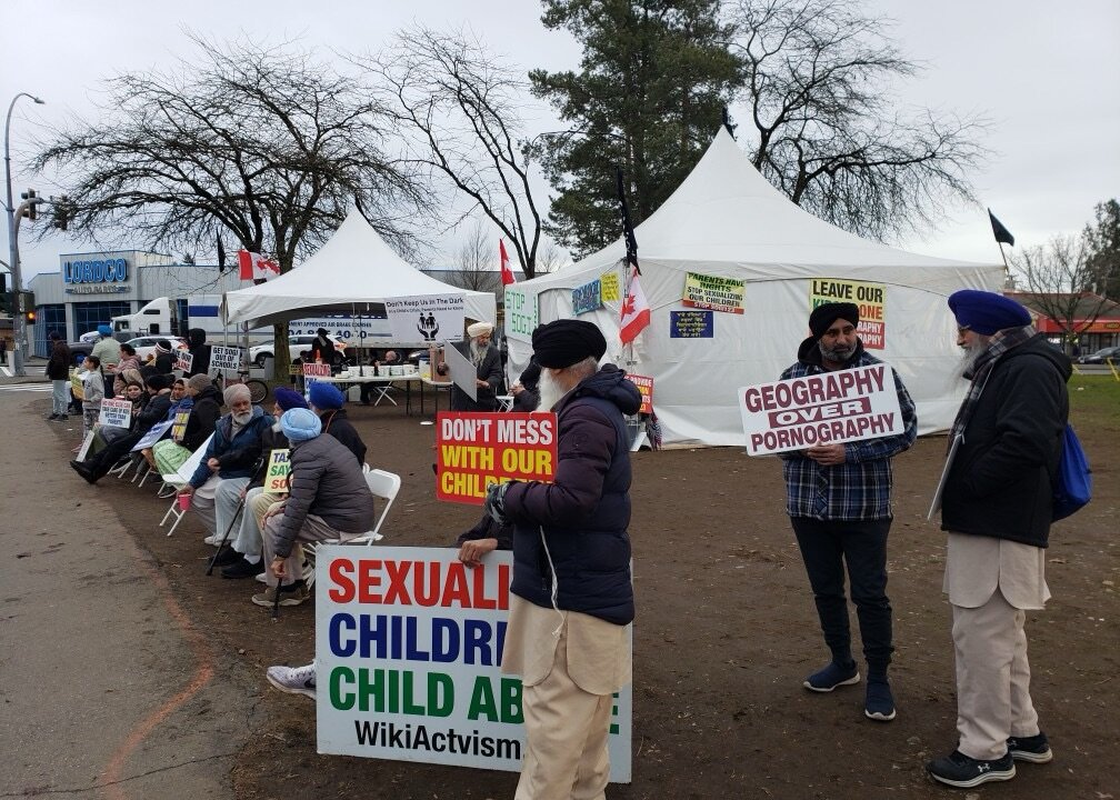 RCMP Officers Cleared of Wrongdoing in Tractor Crash During British ...