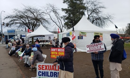 BC Parents, Protestors Hold Ongoing Rally Against Sexual Orientation Curriculum in Schools