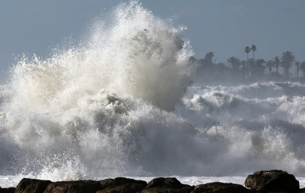 Large waves break near the beach in Ventura, Calif., on Dec. 28, 2023. (Mario Tama/Getty Images)