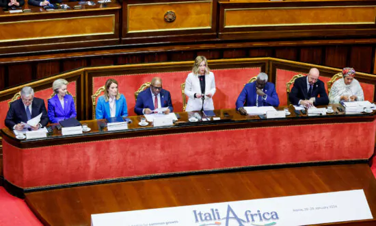Italian PM Unveils Plan to Curb Illegal African Immigration Through Economic Development
