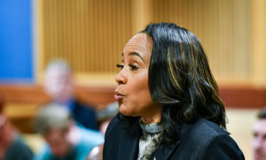 Trump Codefendant Joins Push to Disqualify Fani Willis for ‘Prejudicial’ Behavior