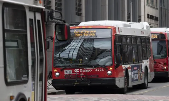 ‘I Am Done’: Amid Rider Woes, Is Ottawa’s Transit System a Victim of Its Own Success?
