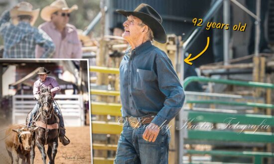 'World's Oldest Cowboy' Still Competing in Rodeos At 92, After Getting Back in the Saddle Down Under