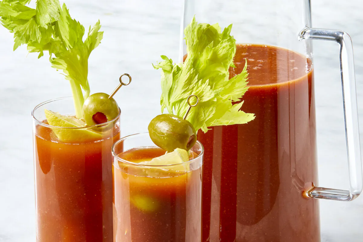 Learn to make the best bloody mary with tomato juice, horseradish, Worcestershire sauce, and more. (Alex Lepe/TNS)
