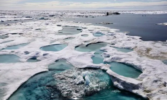 Canada Pledges to Work With US Over Competing Claims to Arctic Sea Floor