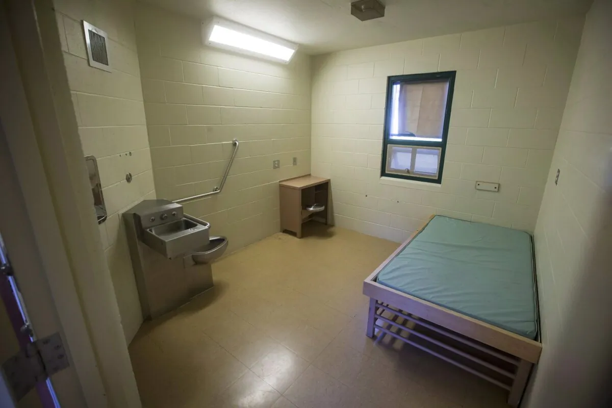 A cell in the segregation unit at the Fraser Valley Institution for Women is seen during a media tour, in Abbotsford, B.C., on Oct. 26, 2017. (The Canadian Press/Darryl Dyck)