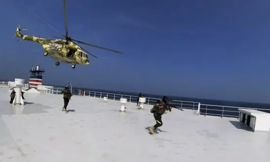 Chinese Regime Sending Mixed Signals Over Houthi Attacks on Civilian Ships