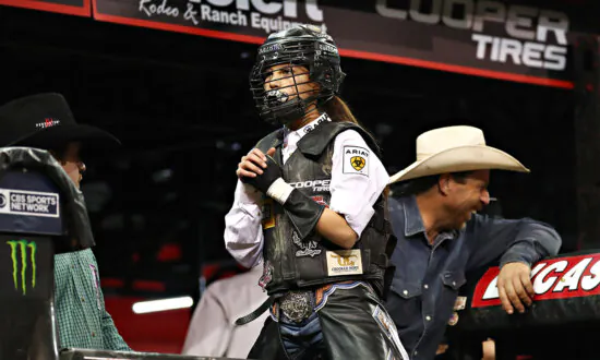 Teen Aims To Be First Pro Female Bull Rider