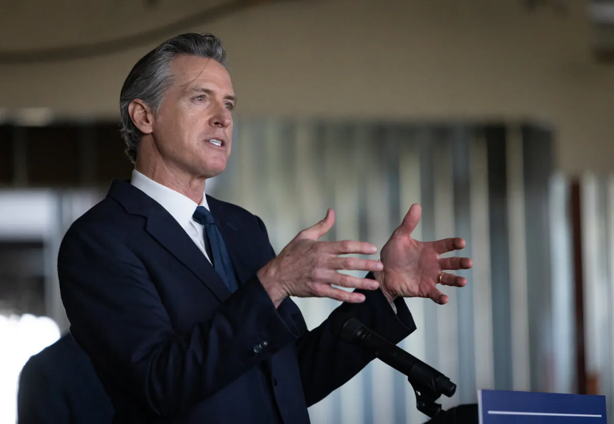 California Gov. Gavin Newsom speaks in Los Angeles on Jan. 3, 2024. (John Fredricks/The Epoch Times)