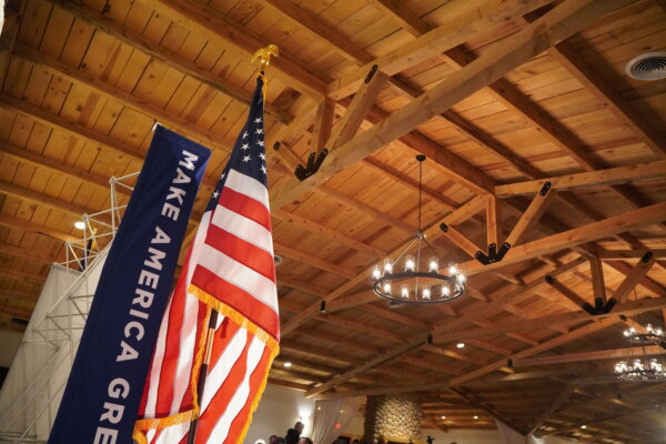 Epoch Times Photo