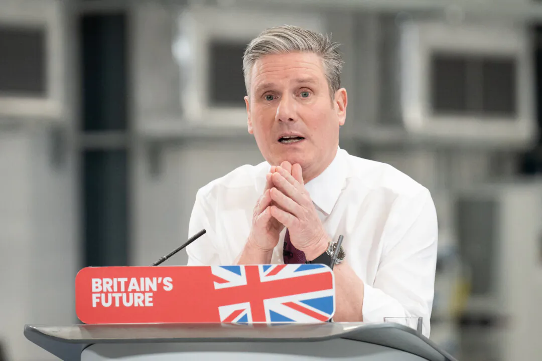Labour Party leader Sir Keir Starmer gives a speech at the National Composites Centre at 
Bristol and Bath Science Park, in Bristol, England, on Jan. 4, 2024. (Stefan Rousseau/PA)