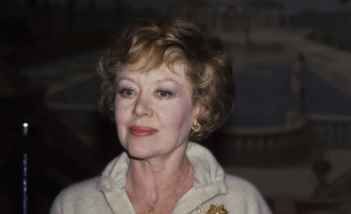 Actress Glynis Johns is shown, on Sept. 11, 1982. (Carlos Rene Perez/AP Photo)