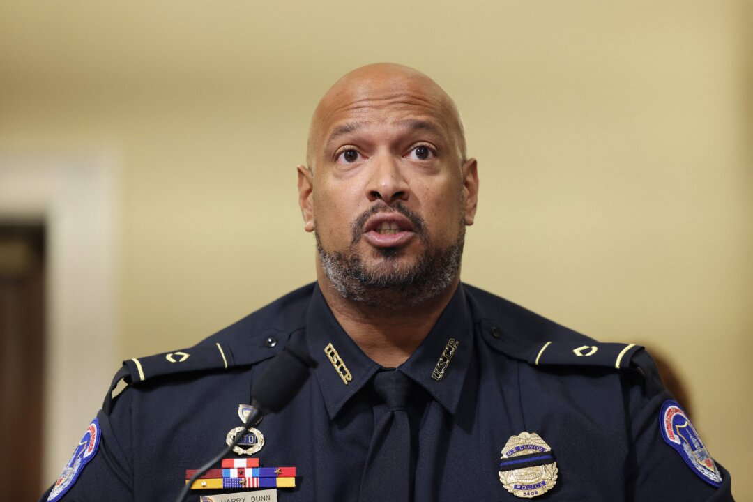 US Capitol Police Officer on Duty on Jan. 6 Announces Run for Congress ...