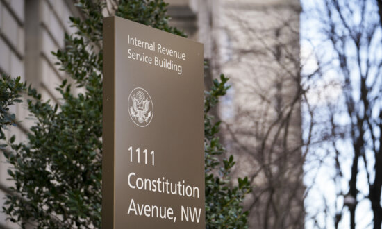 IRS Tax Refund is Nearly 30 Percent Lower This Filing Season