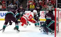 Red Wings Top Ducks 3–2, Complete West Coast Road Sweep