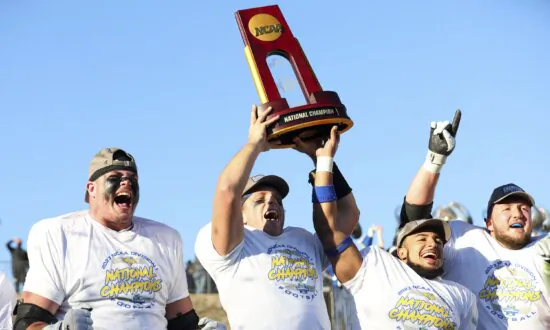 South Dakota State Repeats as FCS Champs With 29th Consecutive Win, 23–3 Over Montana