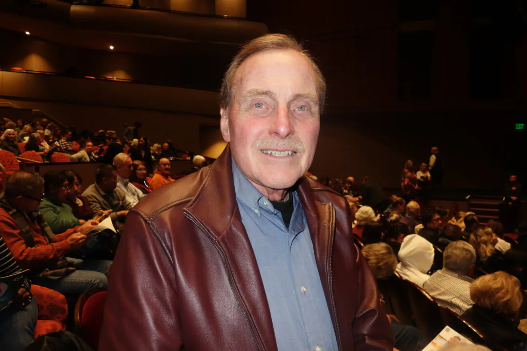 Dr. John Anderson at the Shen Yun Performing Arts performance at Gallo Center for the Arts—Mary Stuart Rogers Theater, in Modesto, Calif., on Jan. 8, 2024. (Gary Wang/The Epoch Times)