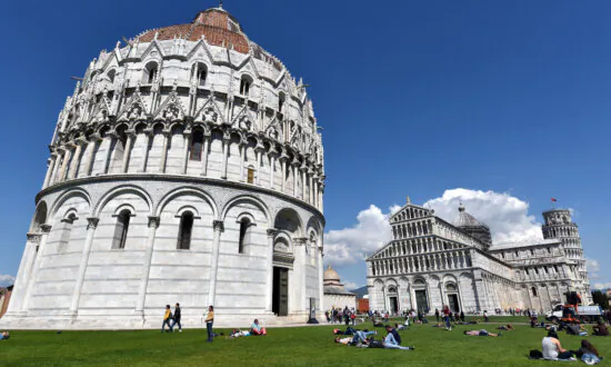 Tuscany’s Day-Trip Darlings: Pisa and Lucca