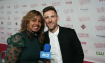 Hollywood Christmas Parade Spectacle: NTD’s Ruby Lovell Brings Festive Joy to Your Screens
