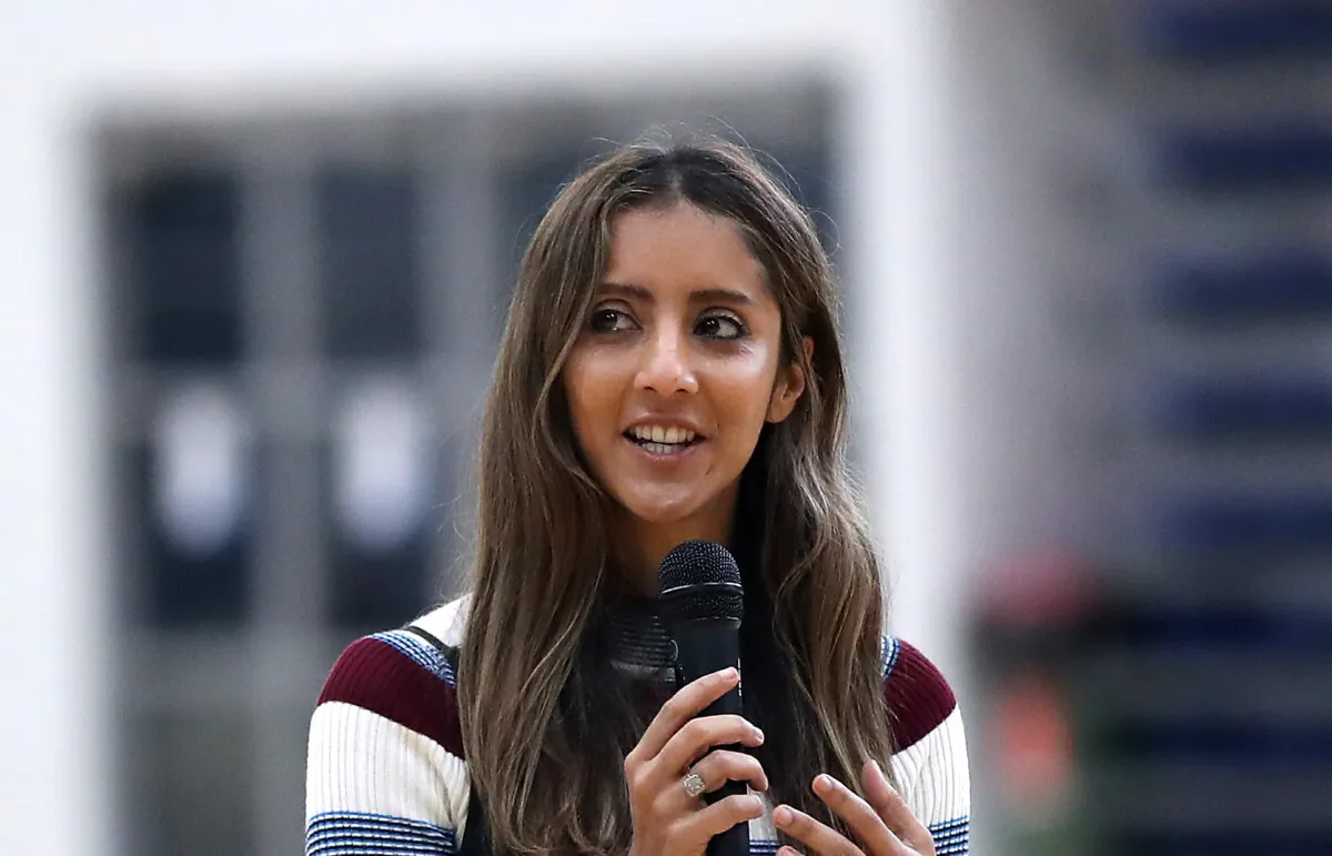 Former NZ Green MP Golriz Ghahraman speaks to students during the Olympic Refugee Sport Day at The Trusts Arena in Auckland, New Zealand on June 19, 2018. (Fiona Goodall/Getty Images)