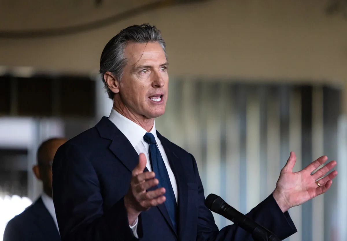 California Gov. Gavin Newsom speaks in Los Angeles on Jan. 3, 2024. (John Fredricks/The Epoch Times)