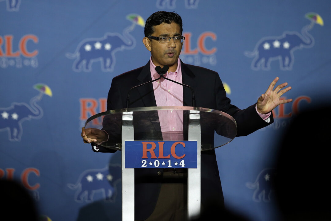 NextImg:Dinesh D'Souza Partners With Alternative Small Business Network to Support Conservative Values