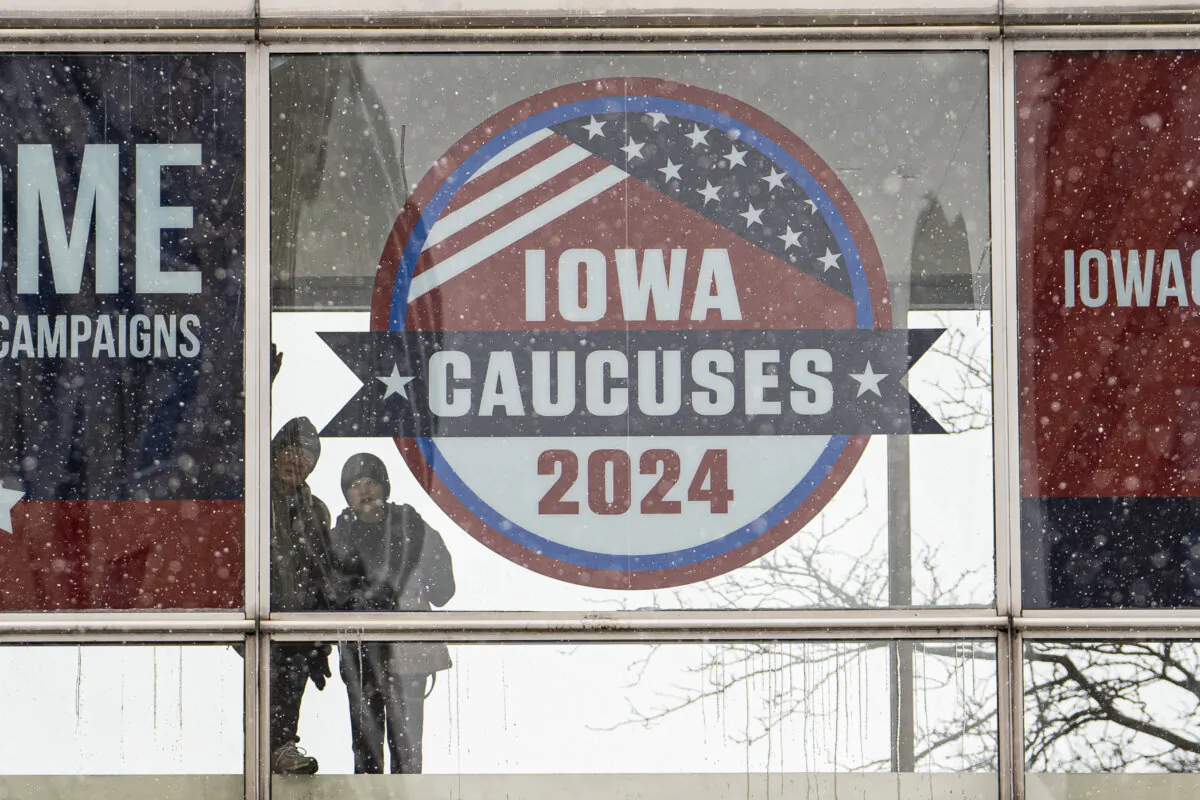 A snowy day in downtown Des Moines ahead of the Iowa caucuses, most events have been canceled due to snowfall and wind in Des Moines, Iowa, on Jan. 12, 2024. (Madalina Vasiliu/The Epoch Times)