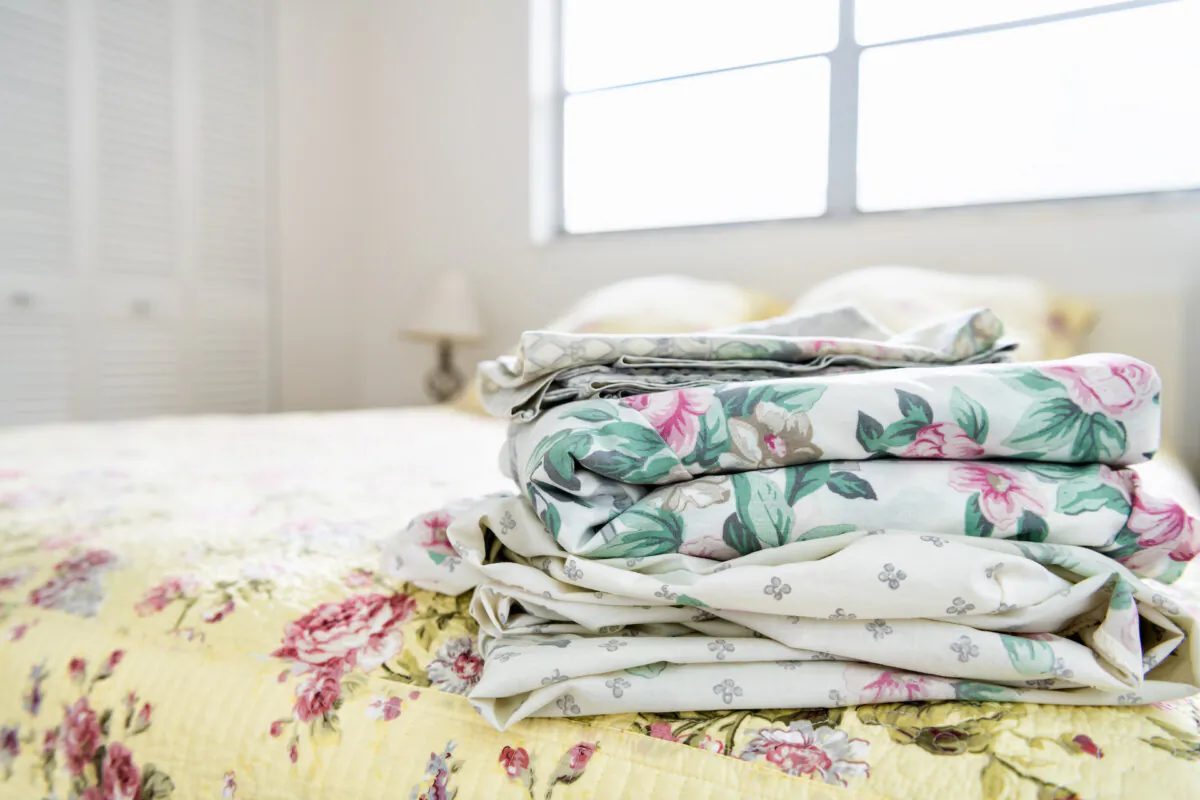Old bed sheets can be donated to a homeless shelter. (Andriy Blokhin/Shutterstock)