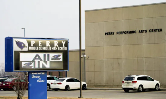 Iowa Principal Who Risked His Life to Protect Students During High School Shooting Has Died