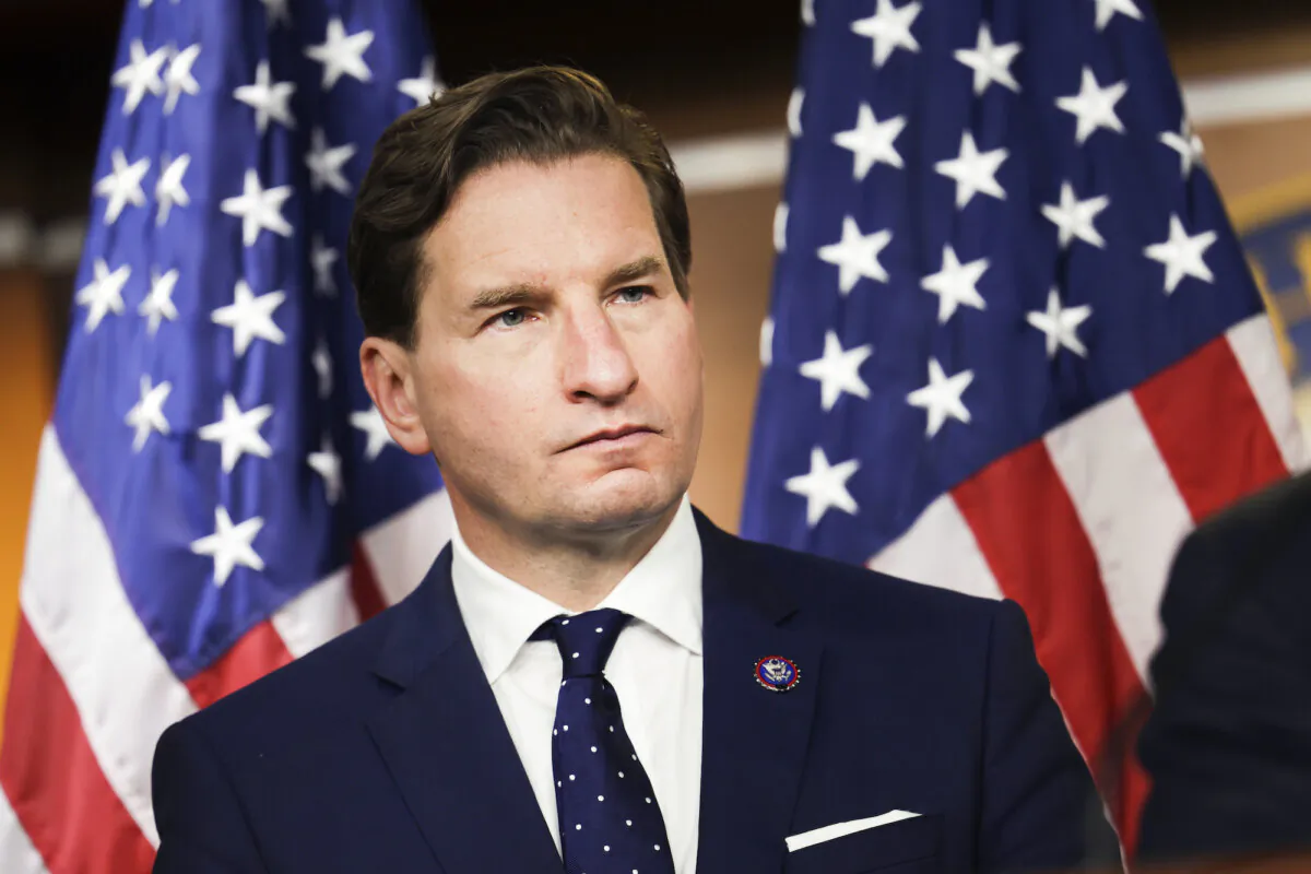 Rep. Dean Phillips (D-Minn.) attends a news conference on Iran negotiations on Capitol Hill in Washington, D.C., on April 6, 2022. (Kevin Dietsch/Getty Images)