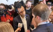 Ramaswamy’s Raucous Campaign Ends in Iowa With a Murmur and a Vow