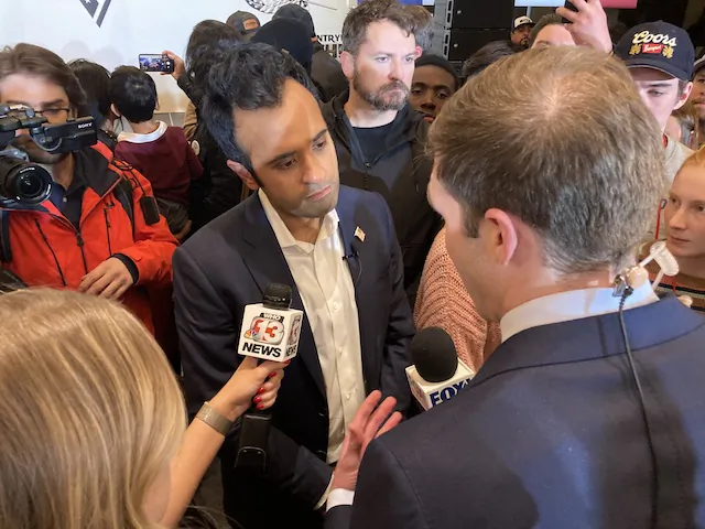 Vivek Ramaswamy speaks with reporters and supporters at The Surety Hotel in downtown Des Moines after a fourth-place finish in the Iowa caucuses, on Jan. 15, 2024. (John Haughey/The Epoch Times)