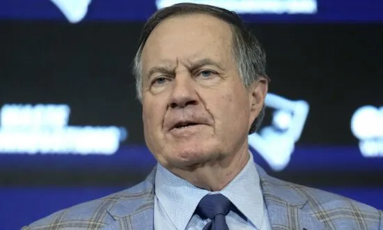 Bill Belichick Interviews With Falcons for Head Coaching Job