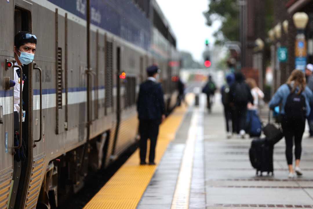 Alberta Government Planning High-Speed Rail From Calgary to Edmonton