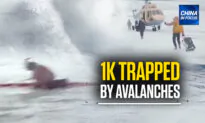 1,000 Tourists Trapped in Xinjiang After Avalanches